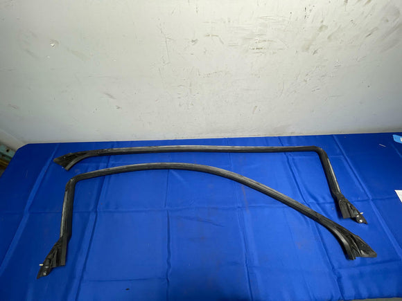 2010-14 Ford Mustang Door Weather Stripping 160