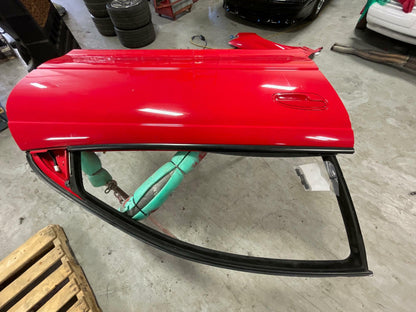 2005-06 Pontiac GTO RH Passenger Door Complete 159