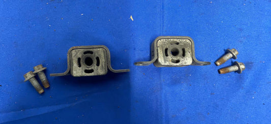 2003-04 Ford Mustang SVT Cobra Rear Exhaust Mount Brackets 166