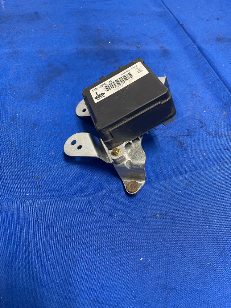 2003-04 Ford Mustang SVT Cobra Fuel Pump Driver Module 166