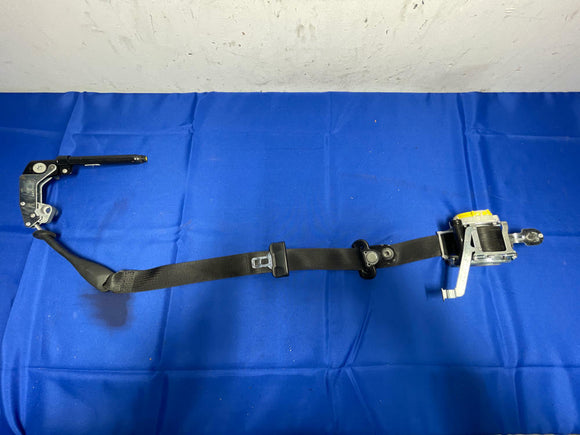 2015-17 Ford Mustang Convertible Front LH Driver Seat Belt 161