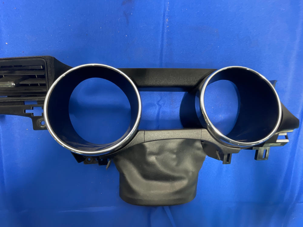 2015-17 Ford Mustang Cluster Bezel 161
