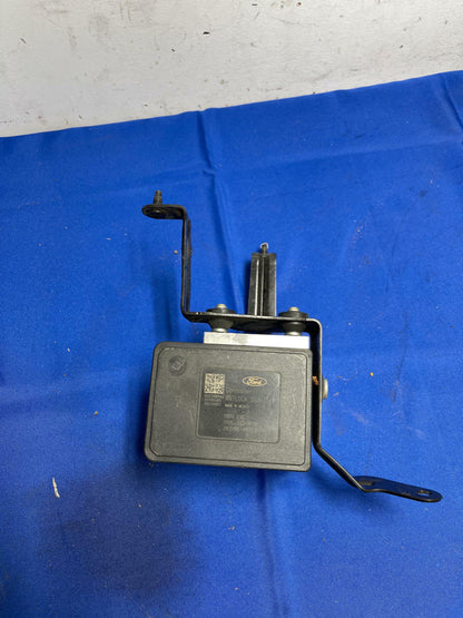 2015-17 Ford Mustang GT 5.0 ABS Module 161