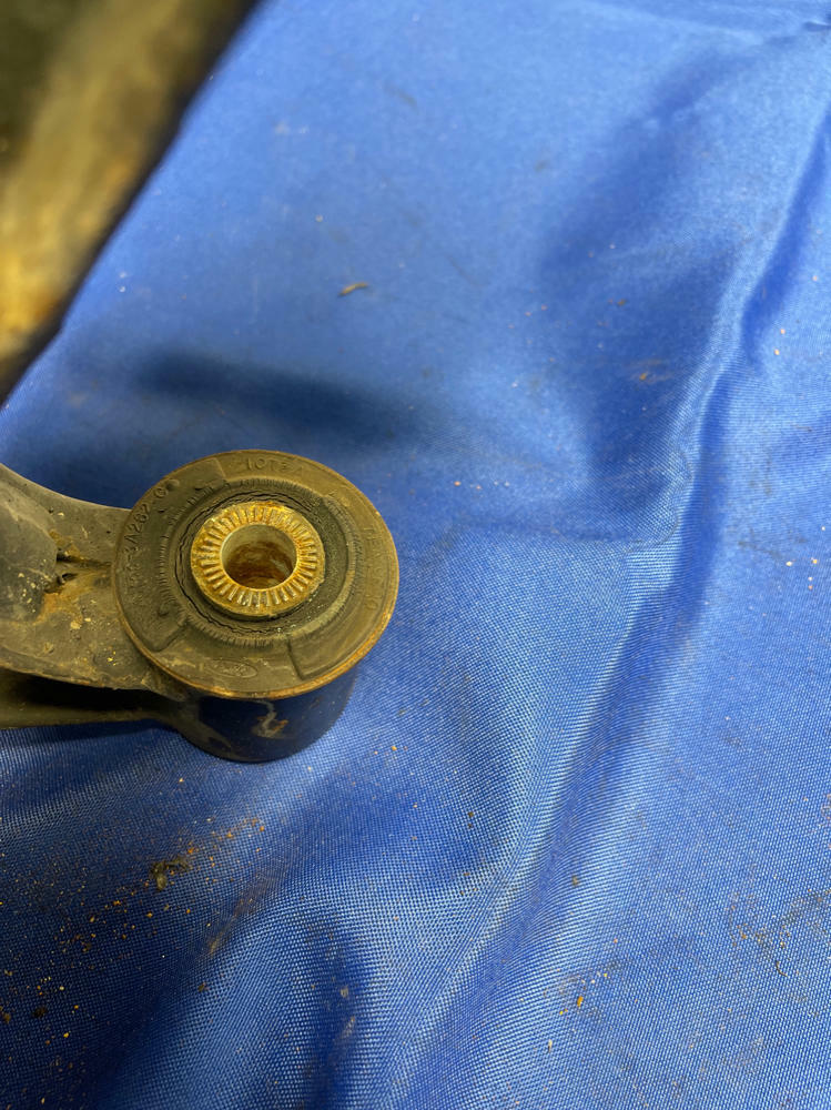2005-09 Ford Mustang Driver LH Front Control Arm 162
