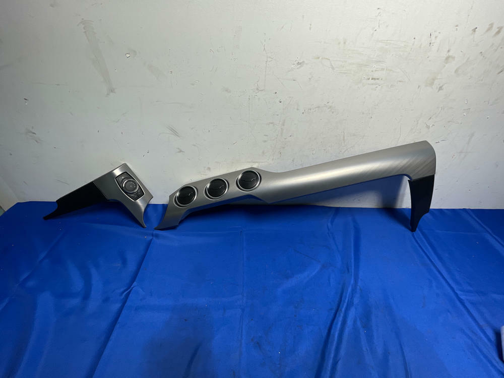 2015-23 Ford Mustang Dash trim 168