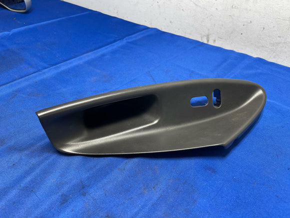 2003-04 Ford Mustang SVT Cobra OEM RH Passenger Door Cup 175