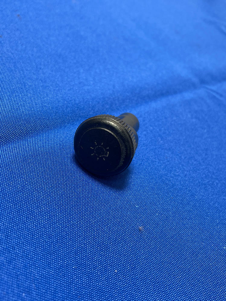 1999-04 Ford Mustang GT Headlight Knob 171