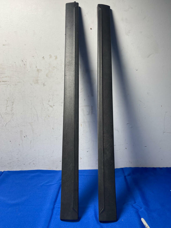 1999-04 Ford Mustang GT Dark Charcoal Door Sills 171