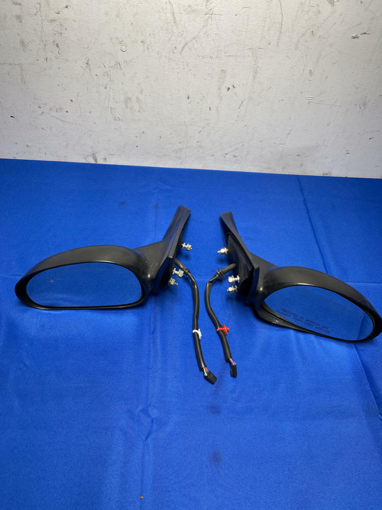 1999-04 Ford Mustang OEM Side View Mirrors 170