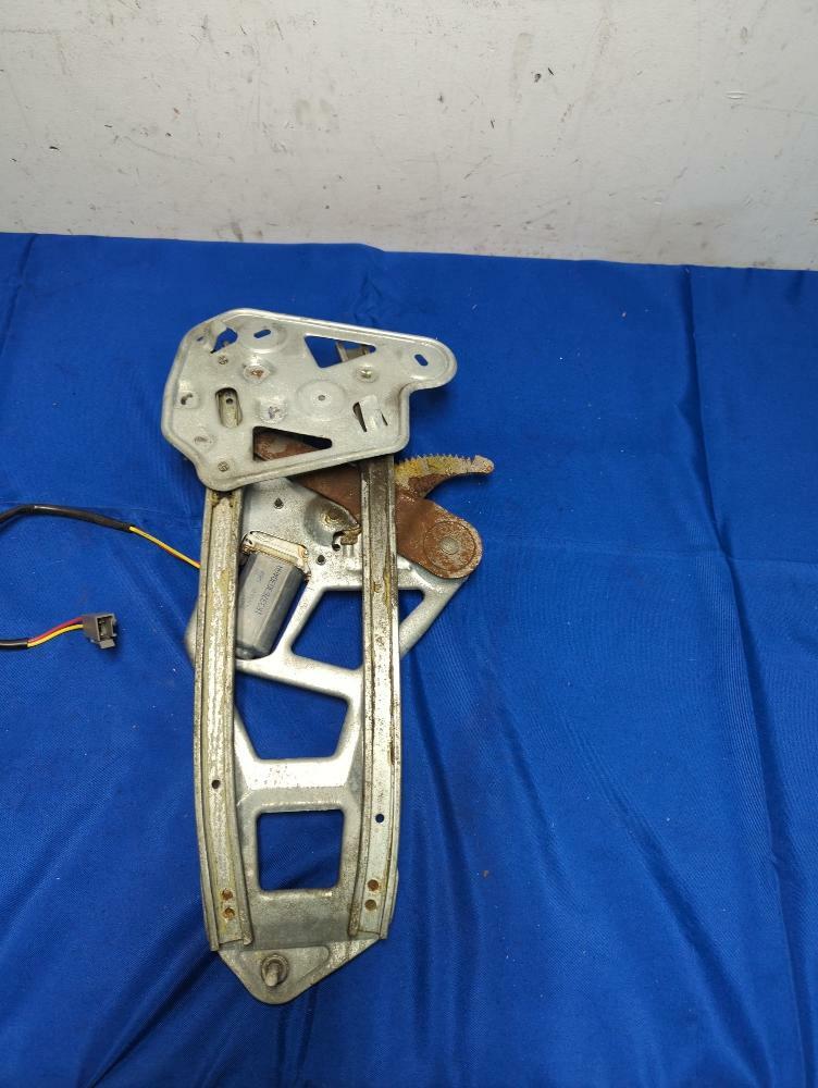 2003-04 Ford Mustang SVT Cobra Convertible LH Driver Rear Window Track 181