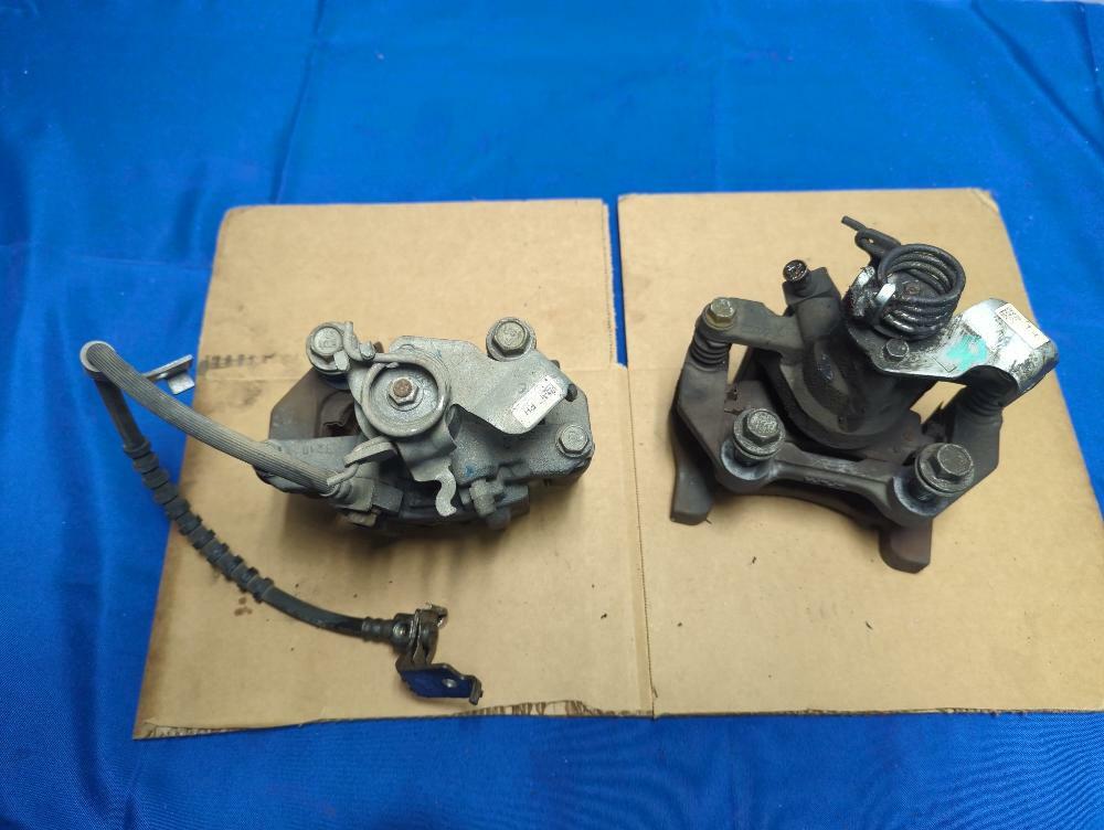 2015-17 Ford Mustang GT 5.0 Coyote Rear Brake Calipers 172