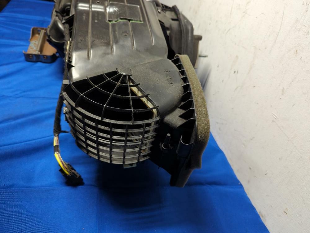 2015-17 Ford Mustang GT 5.0 Coyote HVAC Box 172
