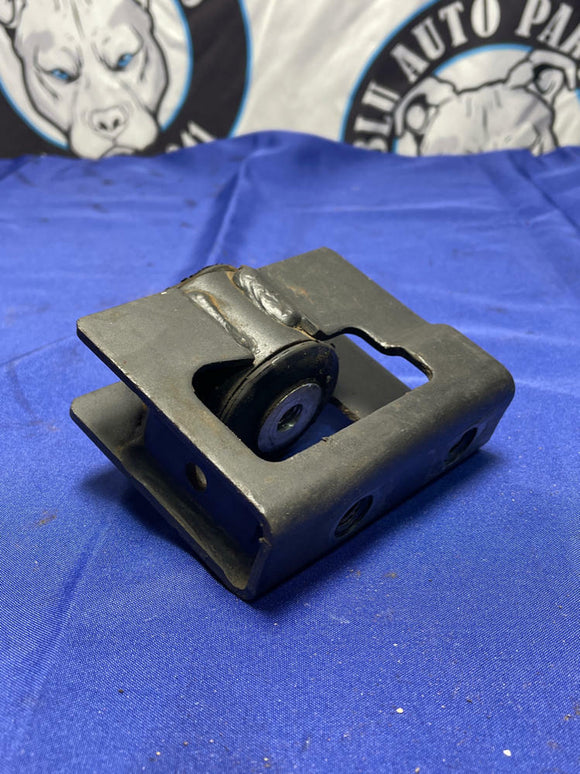 2003-04 Ford Mustang SVT Cobra Differential Rear Mount 182