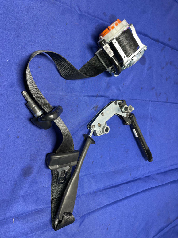 2015-17 Ford Mustang Front RH Passenger Seat Belt 13K Miles 176