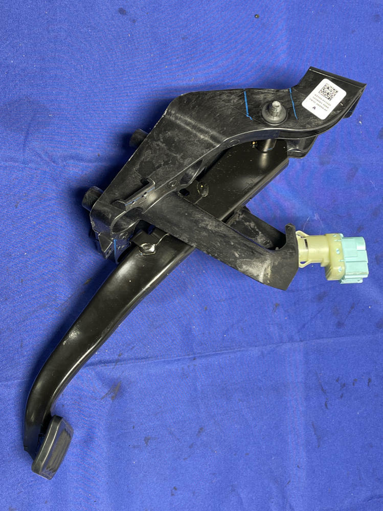 2018-23 Ford Mustang GT Coyote Brake Pedal Assembly 184