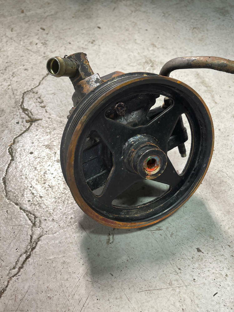 2003-04 Ford Mustang SVT Cobra Power Steering Pump & Line 186