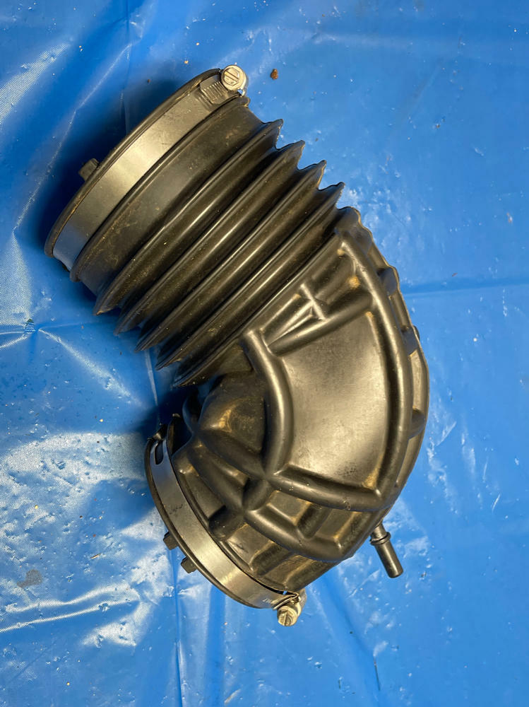2018-23 Chevrolet Camaro ZL1 Air Cleaner Outlet Duct 169