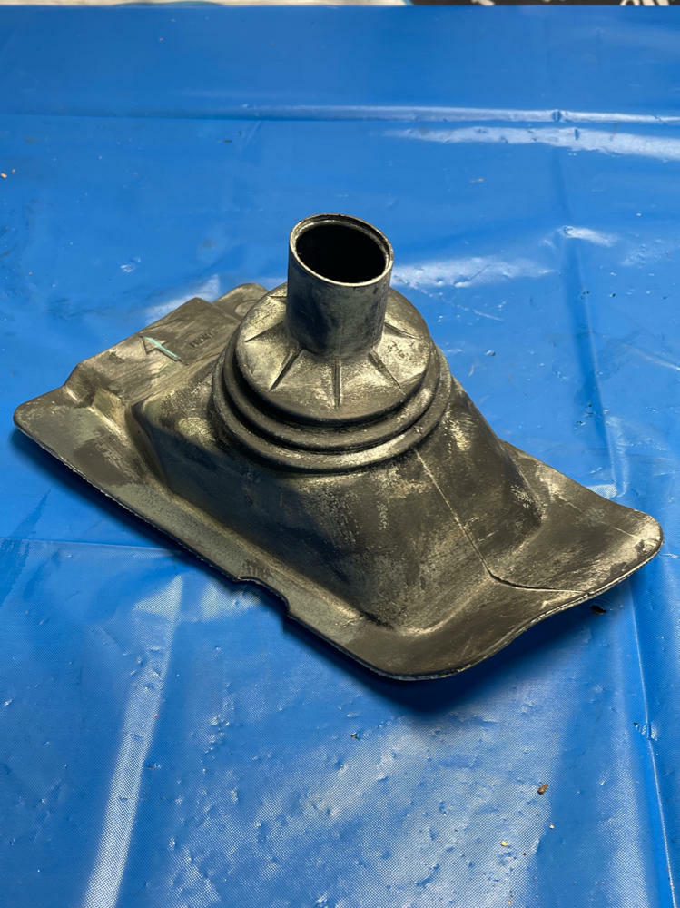 2018-23 Chevrolet Camaro ZL1 Shifter Isolator Boot 169