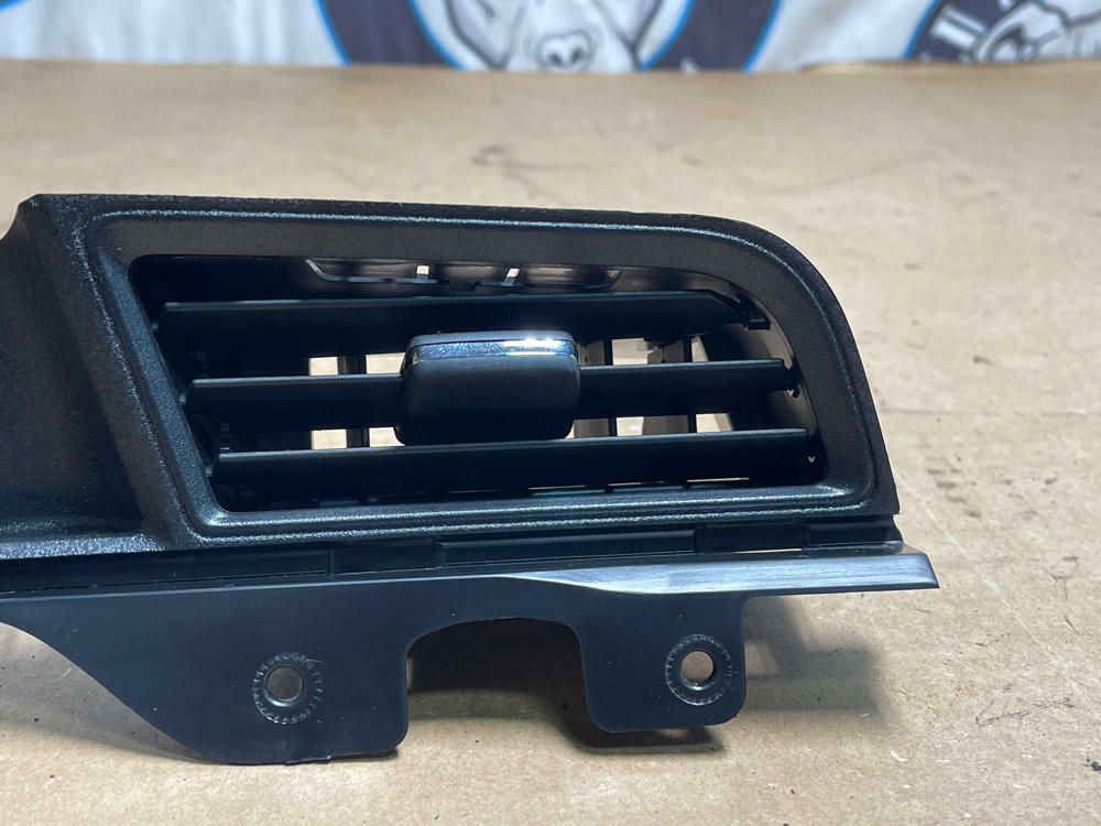 2015-17 Ford Mustang Dash Vent 50th Anniversary NP