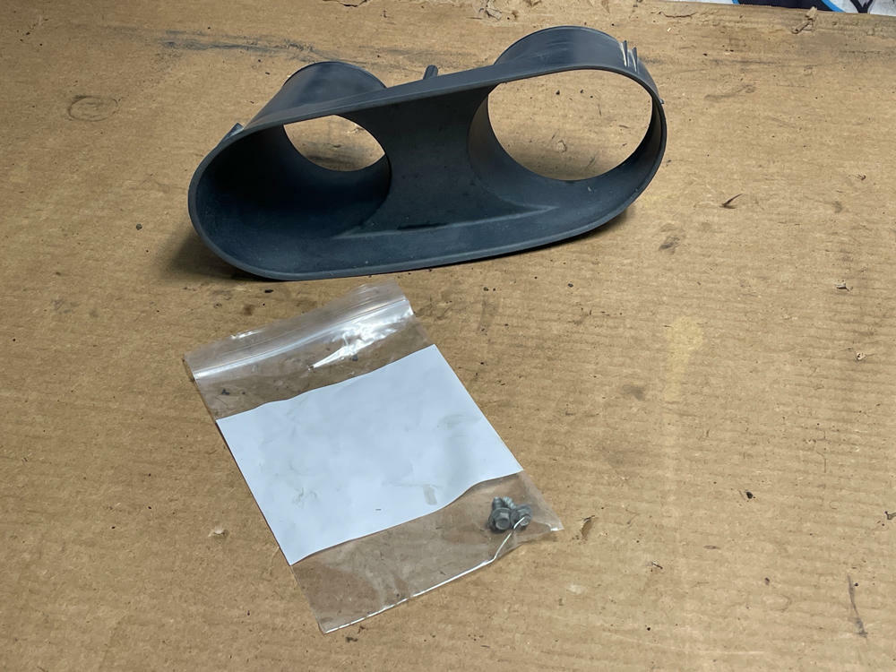 2003-04 Ford Mustang SVT Cobra LH Driver Fog Light Bezel 196