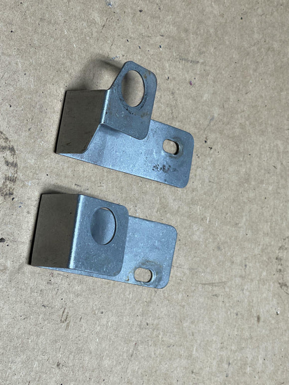 1999-04 Ford Mustang Aftermarket Polished Radiator Brackets 189