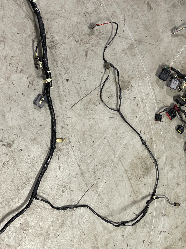 1999-04 Ford Mustang GT 4.6 Body Harness 189