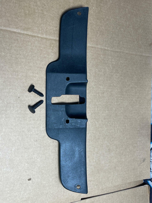 1999-04 Ford Mustang GT 4.6 Rear Trunk Latch Cover 189