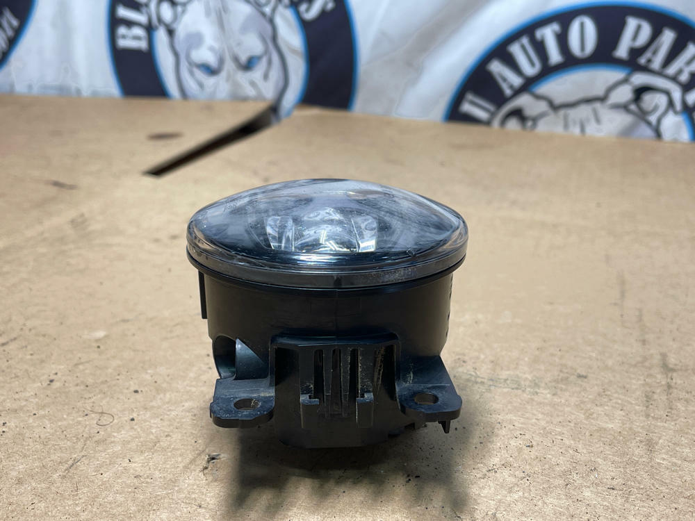 2015-17 Ford Mustang GT Passenger RH Fog Light 193