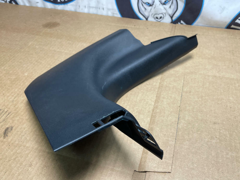 2018-23 Ford Mustang GT Passenger RH Kick Panel (1) 194