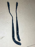 2018-23 Ford Mustang GT Wiper Arms Pair 206