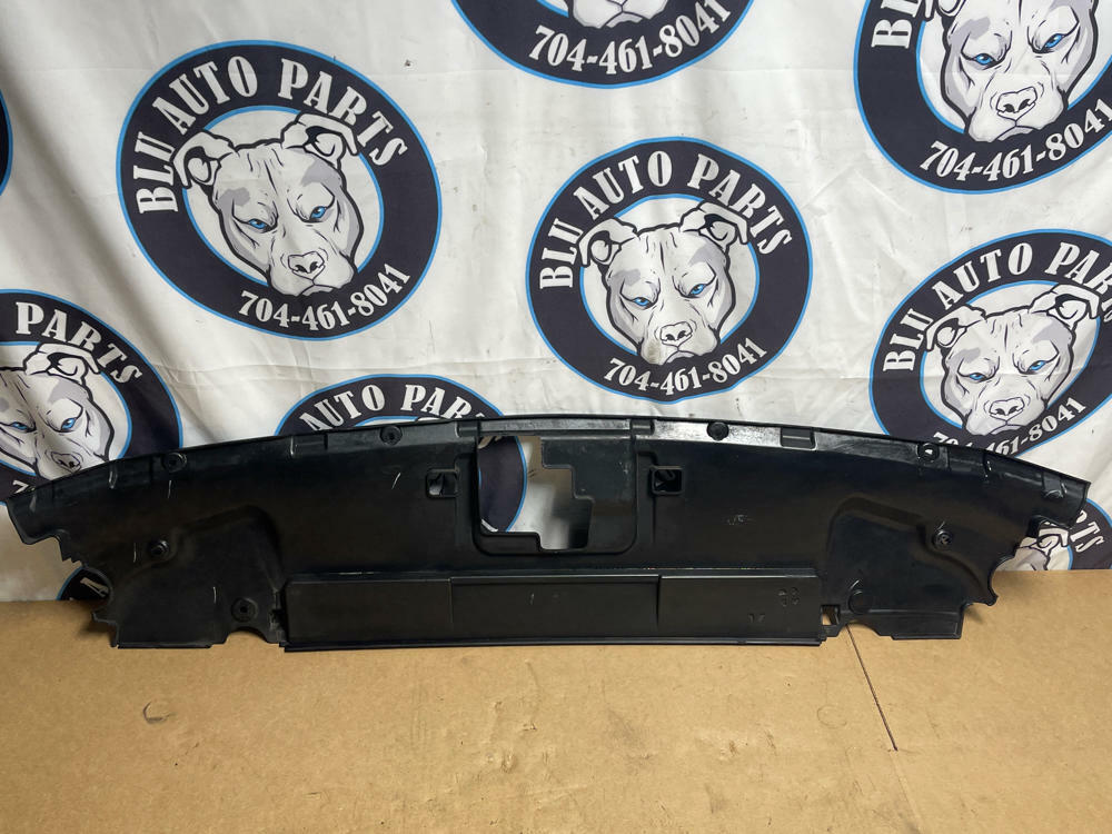 2018-23 Ford Mustang GT Upper Radiator Cover Panel 206