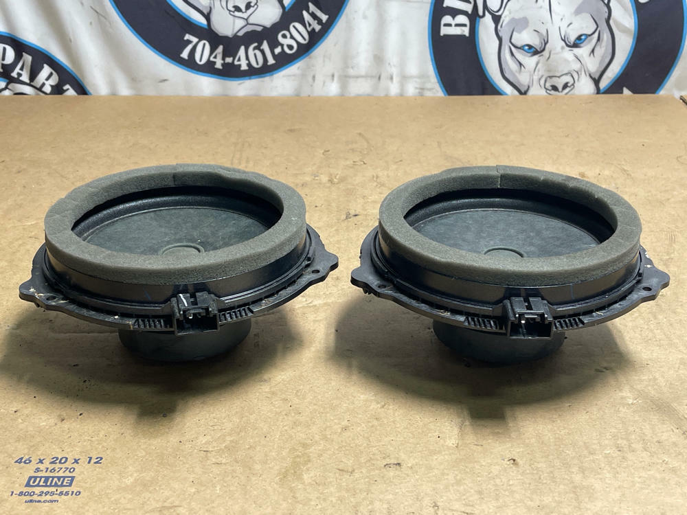 2018-23 Ford Mustang GT Front Door Speakers Pair 206