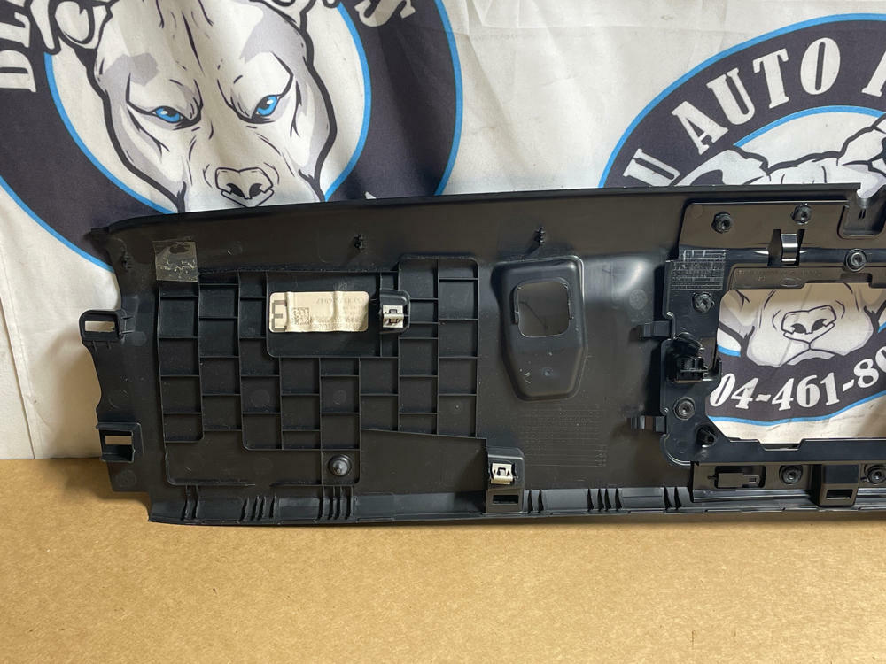2018-23 Ford Mustang GT Convertible Trim Panel Middle 206