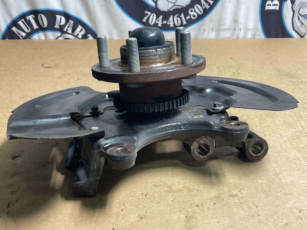 2018-23 Ford Mustang GT Drivers LH Front Spindle w/ ABS Sensor 206