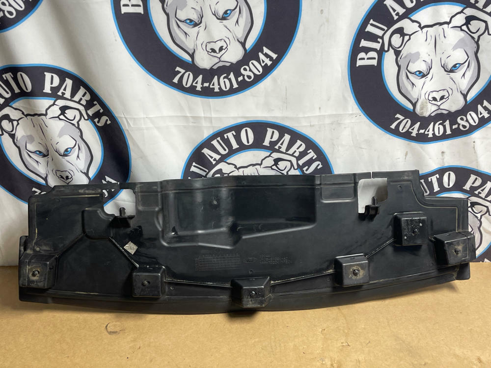 2018-23 Ford Mustang GT Radiator Air Ducting Panel 206