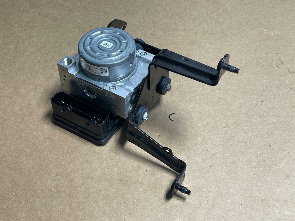 2018-23 Ford Mustang GT ABS Module 206