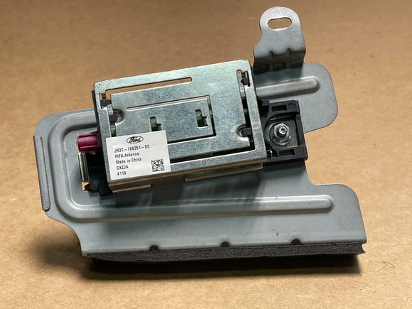 2018-23 Ford Mustang GT PIFA Navigation Antenna 206