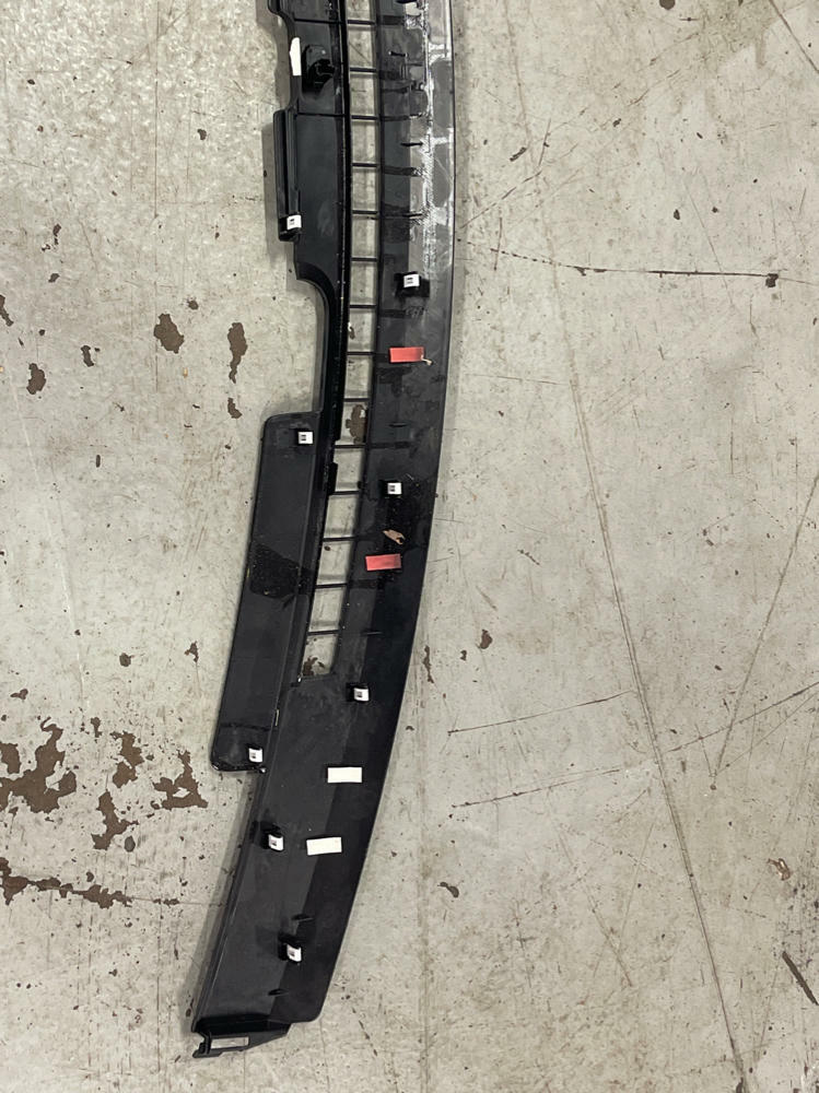 2018-23 Ford Mustang GT Dash Defroster Vent Trim 205