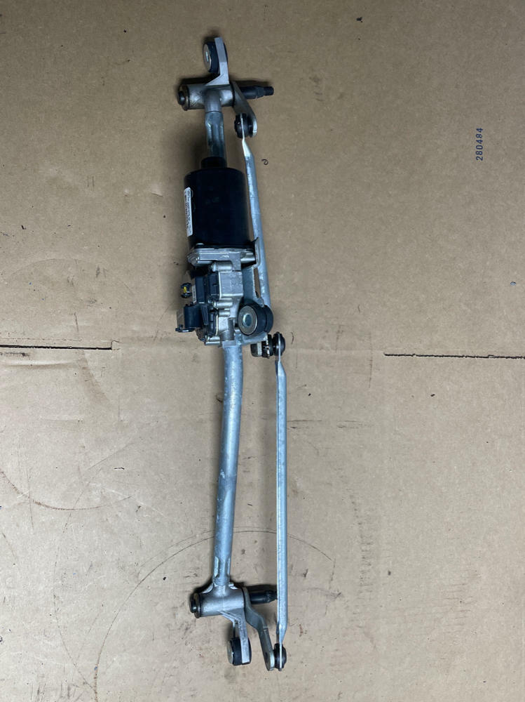 2018-23 Ford Mustang GT Wiper Motor Assembly 205