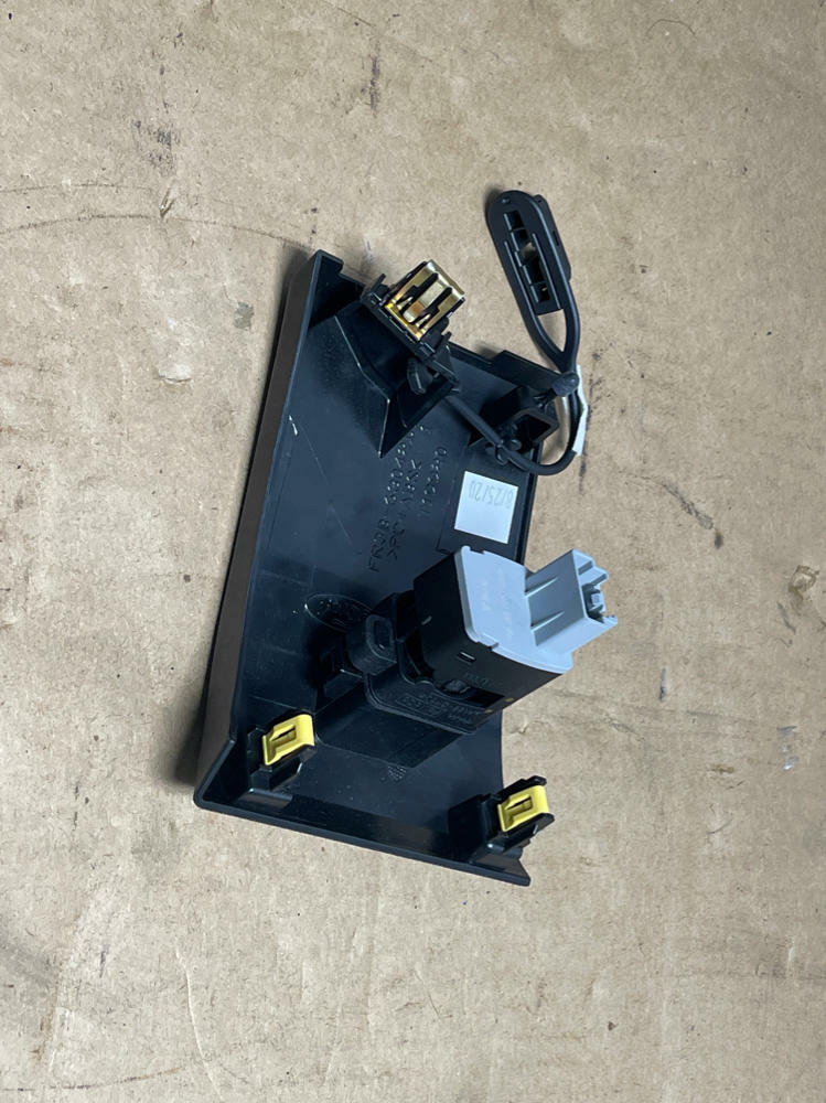 2018-23 Ford Mustang GT Fresh Air Nozzle 205