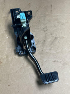 2018-23 Ford Mustang GT Brake Pedal Assembly Box (10R80) 205