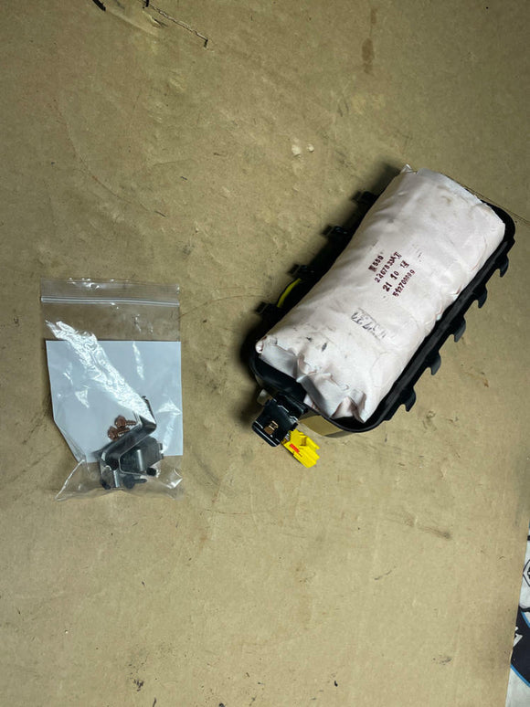 2018-23 Ford Mustang GT RH Dash Bag Assembly 205