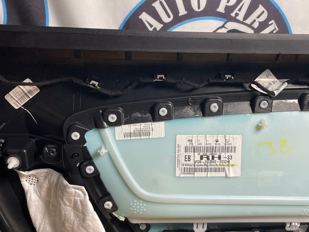 2018-23 Ford Mustang GT Base Door Panels Pair 205
