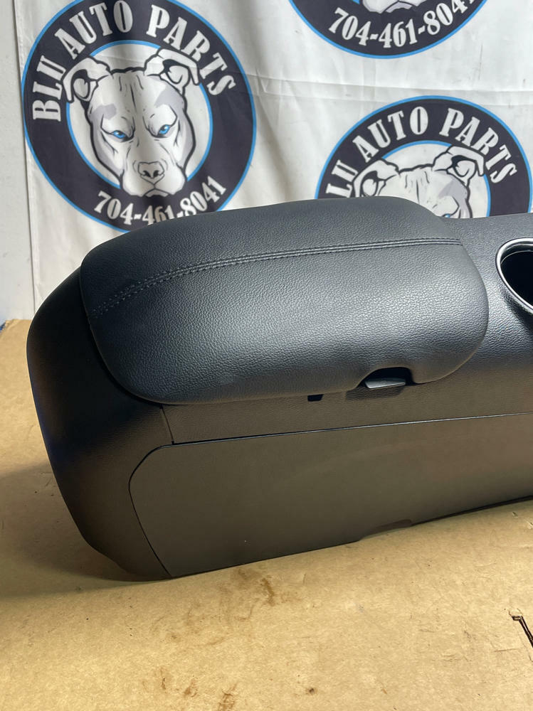 2018-23 Ford Mustang GT Center Console Assembly 205
