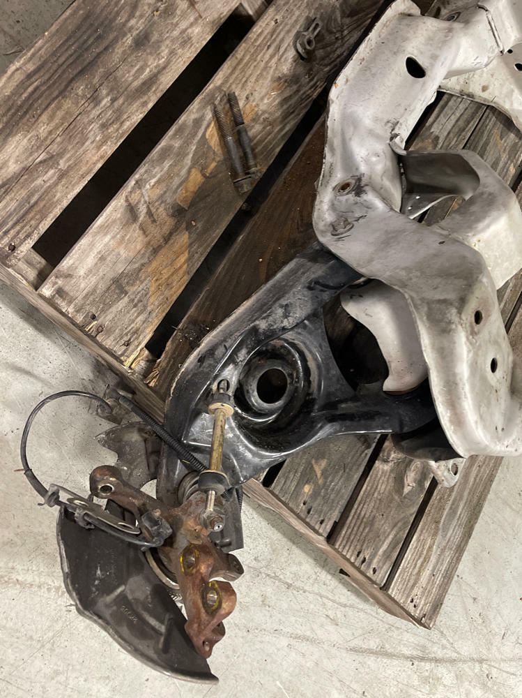 2003-04 Ford Mustang SVT Cobra K-Member Drop-Out Assembly 203