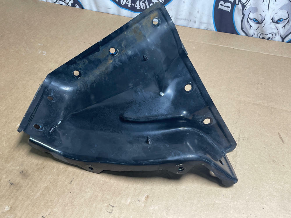 2015-17 Ford Mustang Battery Tray Support 210