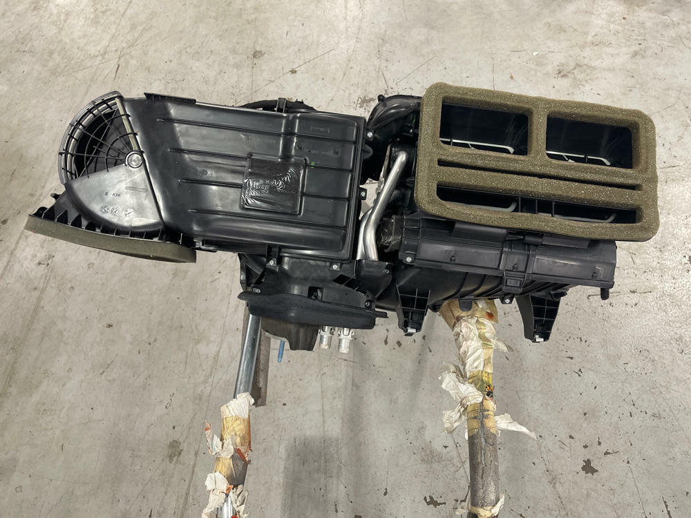 2015-17 Ford Mustang HVAC Climate Control Base Model 210