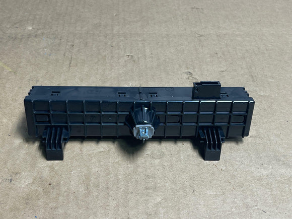 2015-17 Ford Mustang Smart Key Antenna Module 210