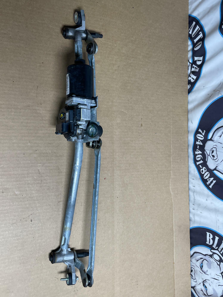 2015-23 Ford Mustang Wiper Motor Assembly 210