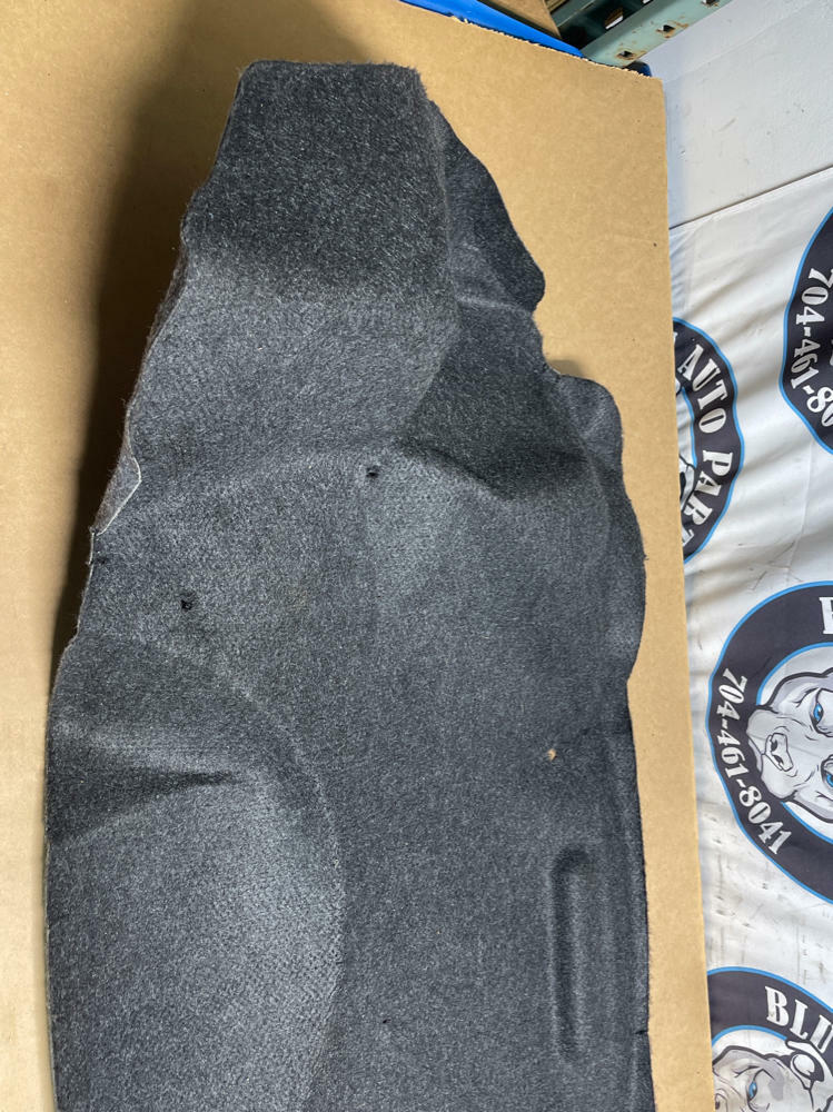 2004-06 Pontiac GTO Gas Tank Trunk Cover Panel 200